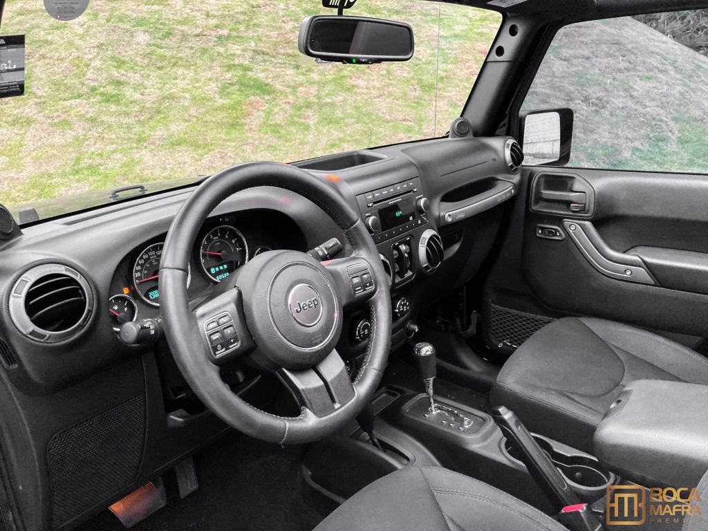 Jeep Wrangler  Unlimited Sport 3.6 V6  2014