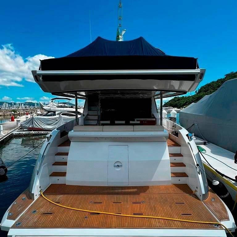 Azimut Flybridge 83  2017