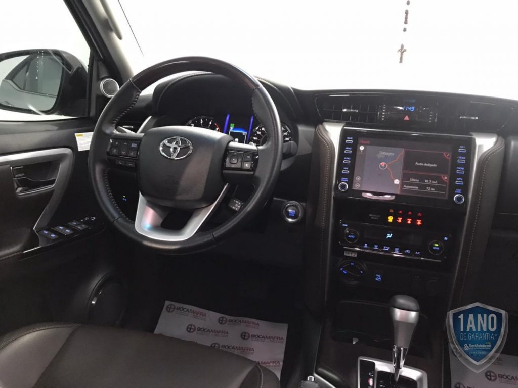 Toyota Hilux SW4 SRX 2.8 7L 2020