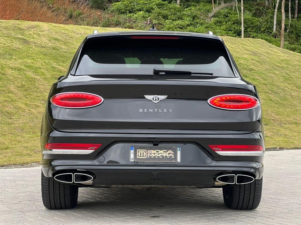 Bentley Bentayga  híbrido blindado cart IIIA  2021