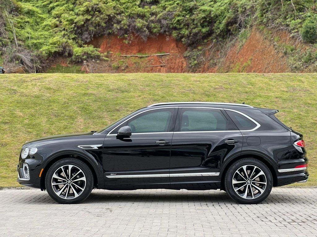 Bentley Bentayga  híbrido blindado cart IIIA  2021