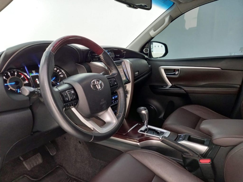 Toyota Hilux SW4 SRX 5L 2017