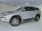 Foto numero 2 do veiculo Toyota Hilux SW4 SRX 5L - Prata - 2016/2017