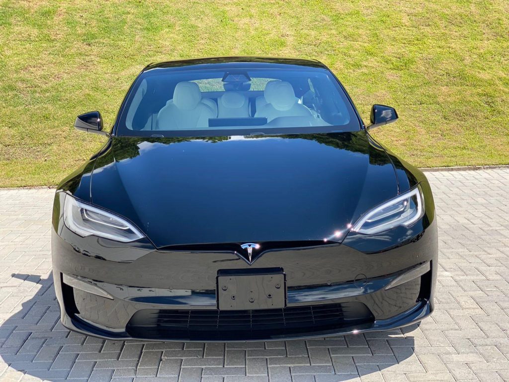 Tesla Model S Plaid  2021