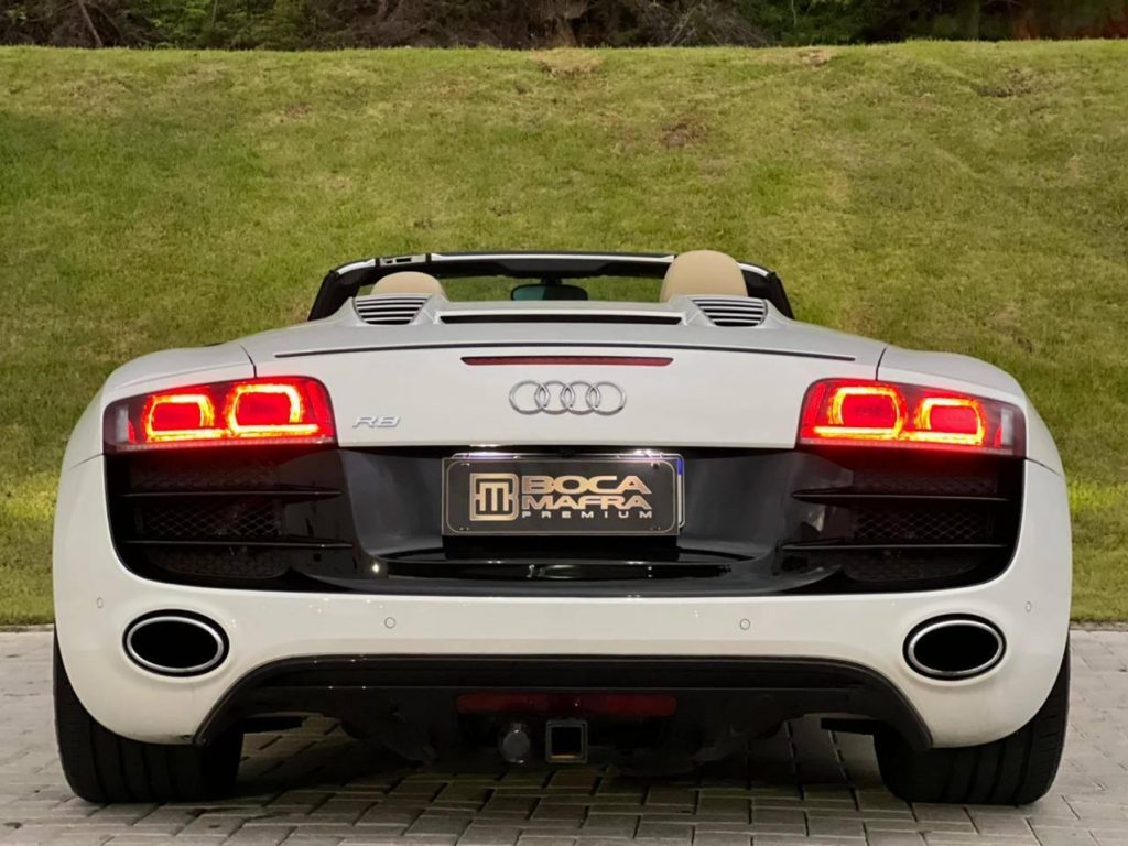 Audi R8 Spider V10 2012