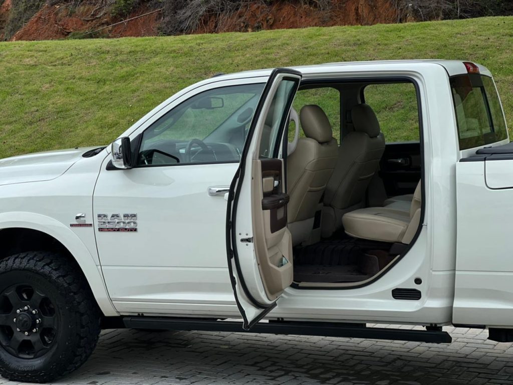 Ram 2500 LARAMIE 6.7 2018