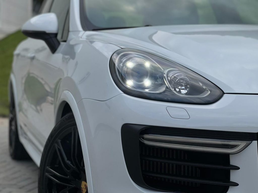 Porsche Cayenne GTS 3.6 Bi-Turbo 440cv 2017