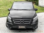 Foto numero 2 do veiculo Mercedes-Benz Vito Tourer 119 luxo 2.0 6 lugares - Preta - 2017/2017