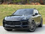 Foto numero 0 do veiculo Porsche Cayenne E-Hybrid - Preta - 2021/2022