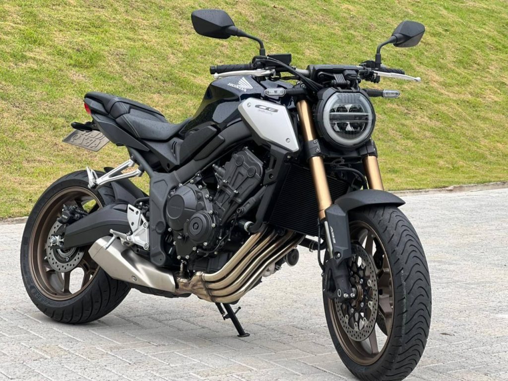 Honda CB 650R . 2021