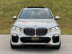 Foto numero 7 do veiculo BMW X5 45e 3.0 - Branca - 2021/2022