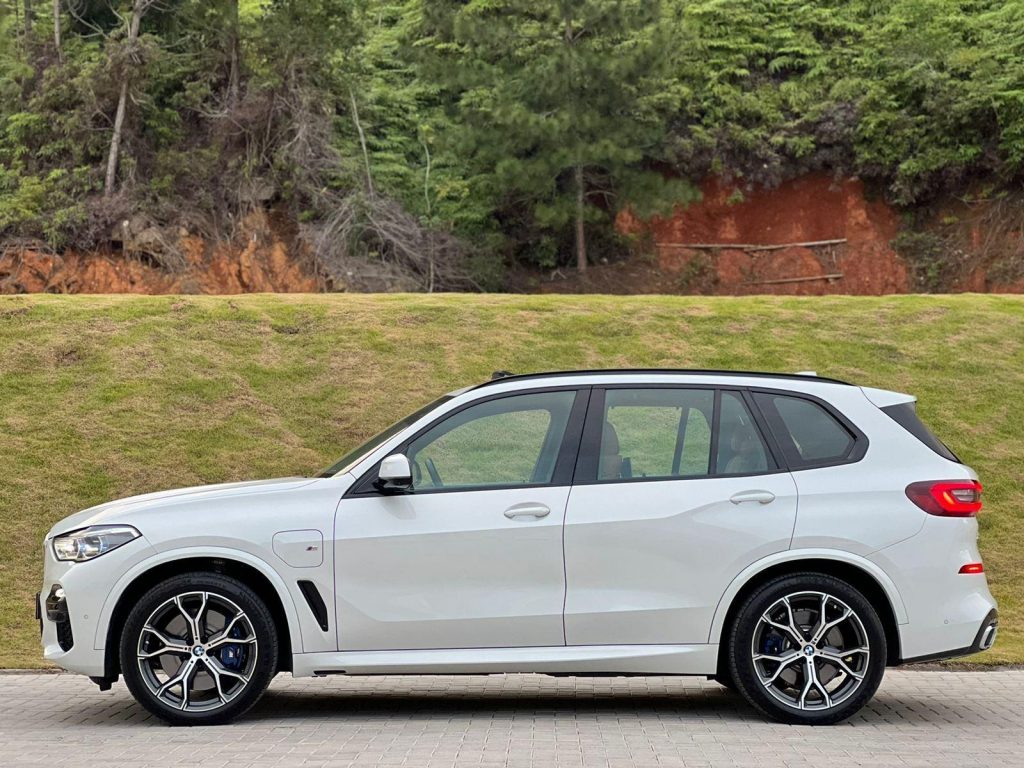 BMW X5 45e 3.0  2022