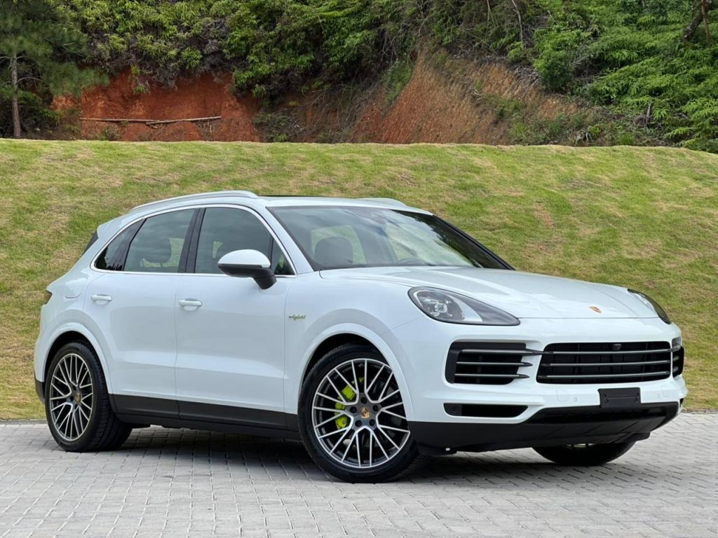 Porsche Cayenne E-Hybrid 2022