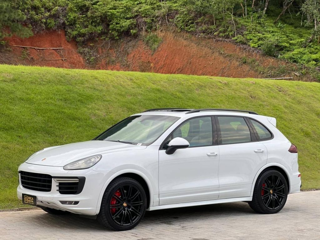 Porsche Cayenne GTS 3.6 Bi-Turbo 440cv 2017