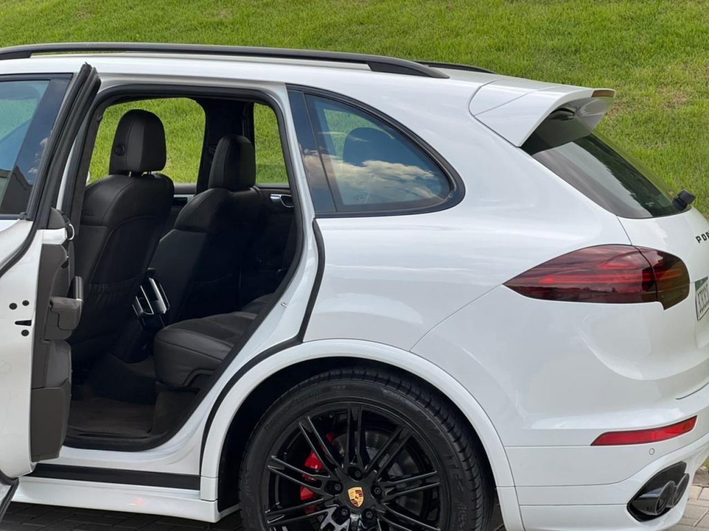 Porsche Cayenne GTS 3.6 Bi-Turbo 440cv 2017