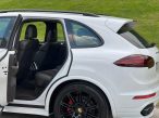 Foto numero 18 do veiculo Porsche Cayenne GTS 3.6 Bi-Turbo 440cv - Branca - 2016/2017