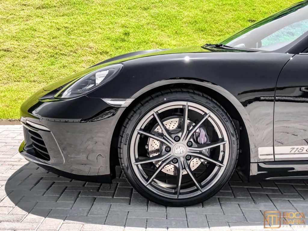 Porsche 718 Cayman T  2022