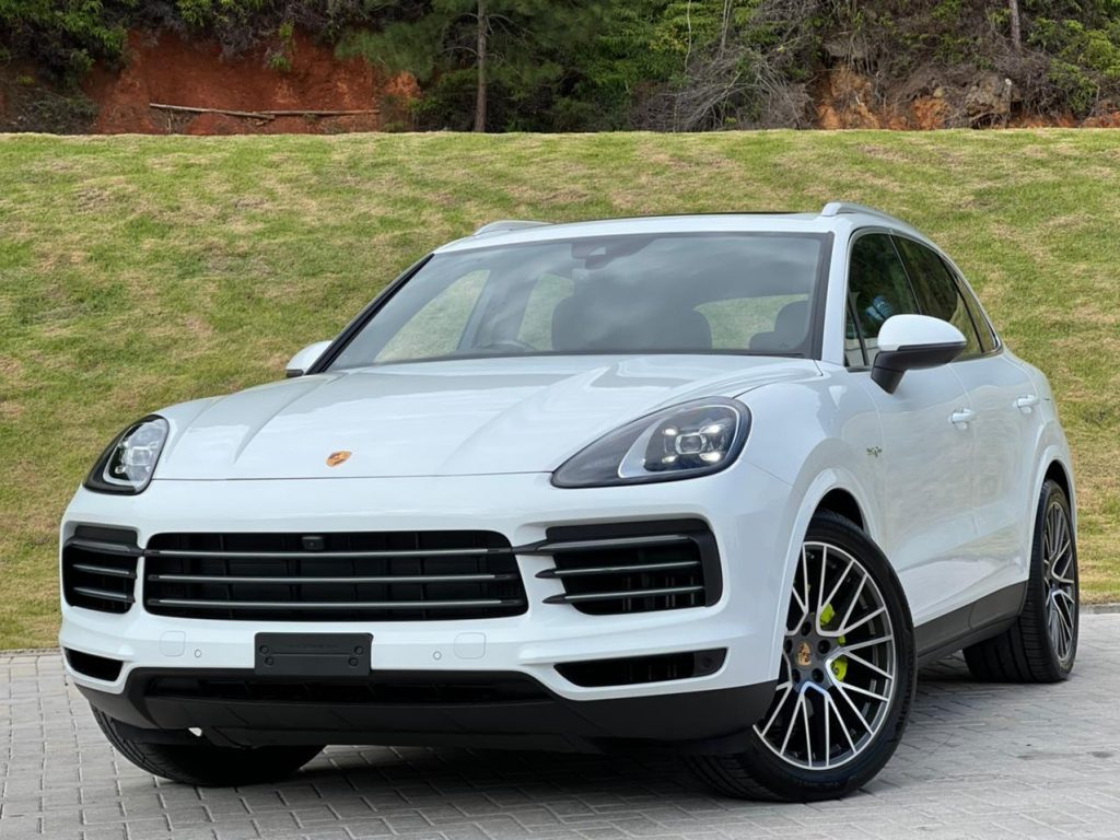 Porsche Cayenne E-Hybrid 2022