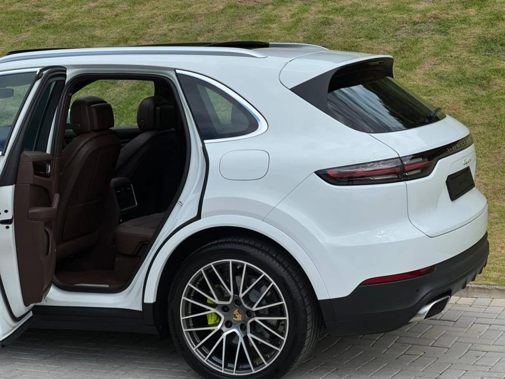 Porsche Cayenne E-Hybrid 2022