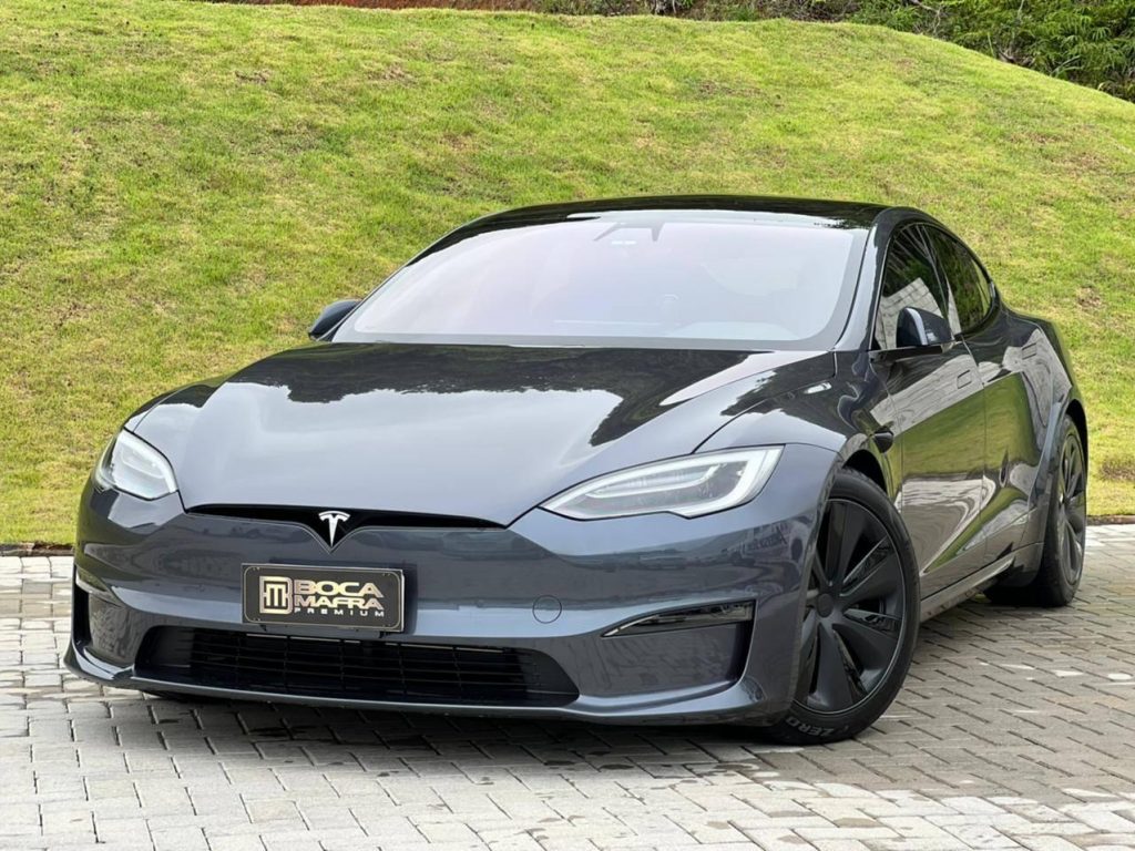 Tesla Model S Plaid 2021