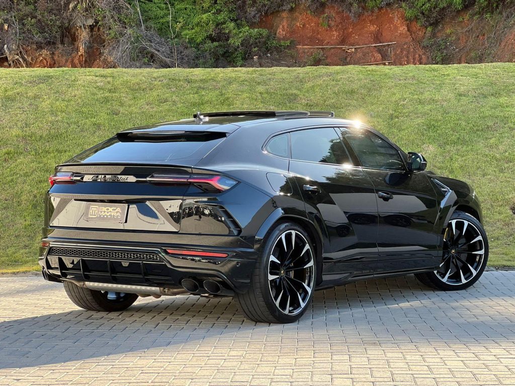 Lamborghini Urus 4.0 V8  2019