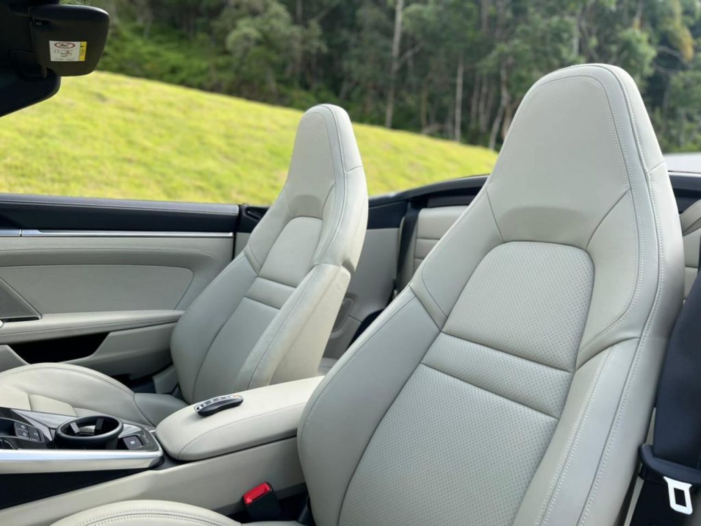 Porsche 911 Carrera 4S Cabrio 2020