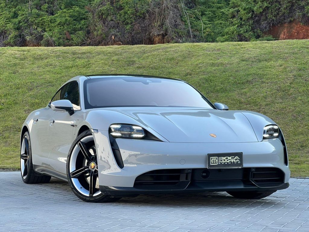 Porsche Taycan Turbo S 2021