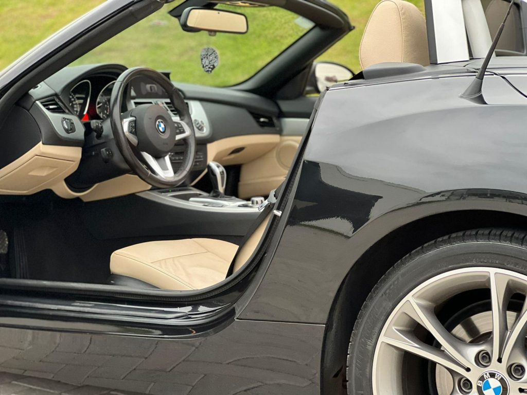 BMW Z4  ROADSTER SDRIVE 20i 2.0  2015