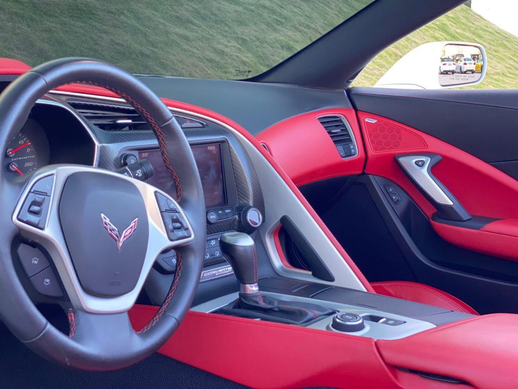 Chevrolet Corvette 6.2 Stingray V8 conversivel  2014