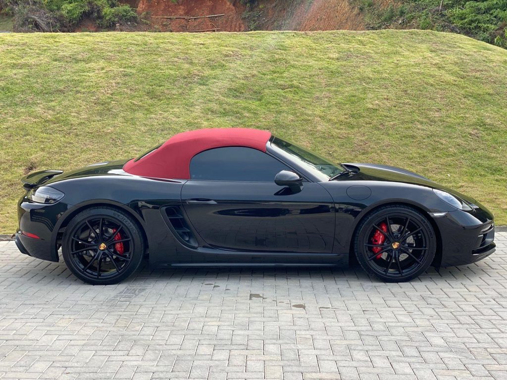 Porsche Boxster 718 GTS  2018