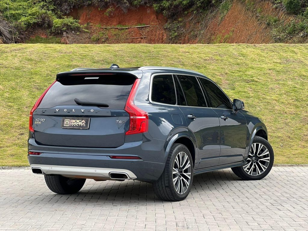 Volvo XC90 T6 MOMENTUM  2020