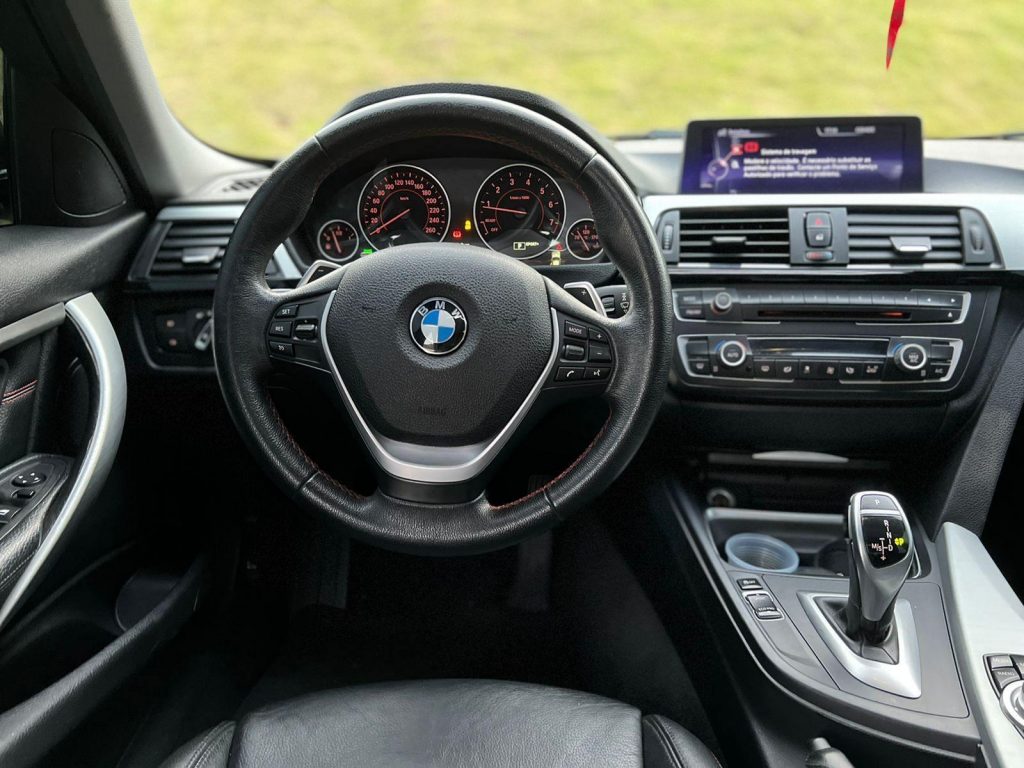 BMW 328 2.0 Turbo 2014