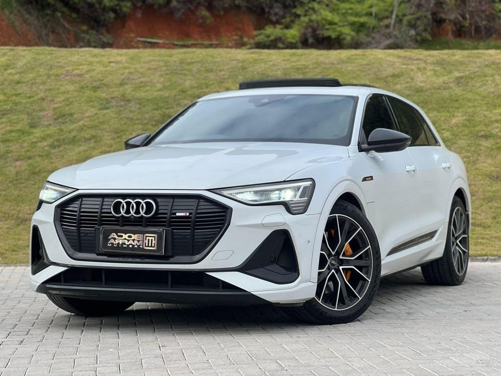 Audi E-Tron Performance Black Elétrico 2020