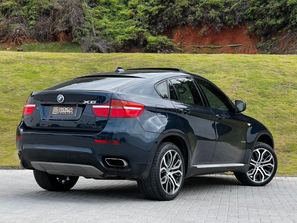 BMW X6 50i 4.4  2013