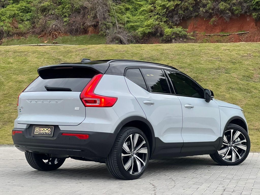 Volvo XC40  Recharge P8 AWD 2022