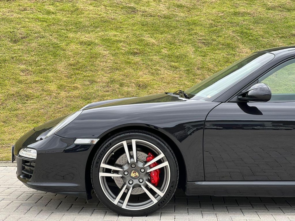 Porsche 911 Coupé 3.6  Black Series  2012