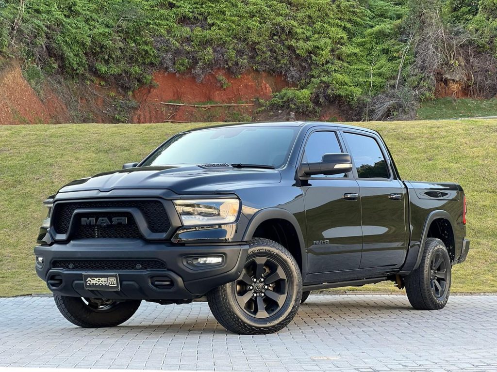 Ram 1500 Rebel Hemi 400 cv 2021