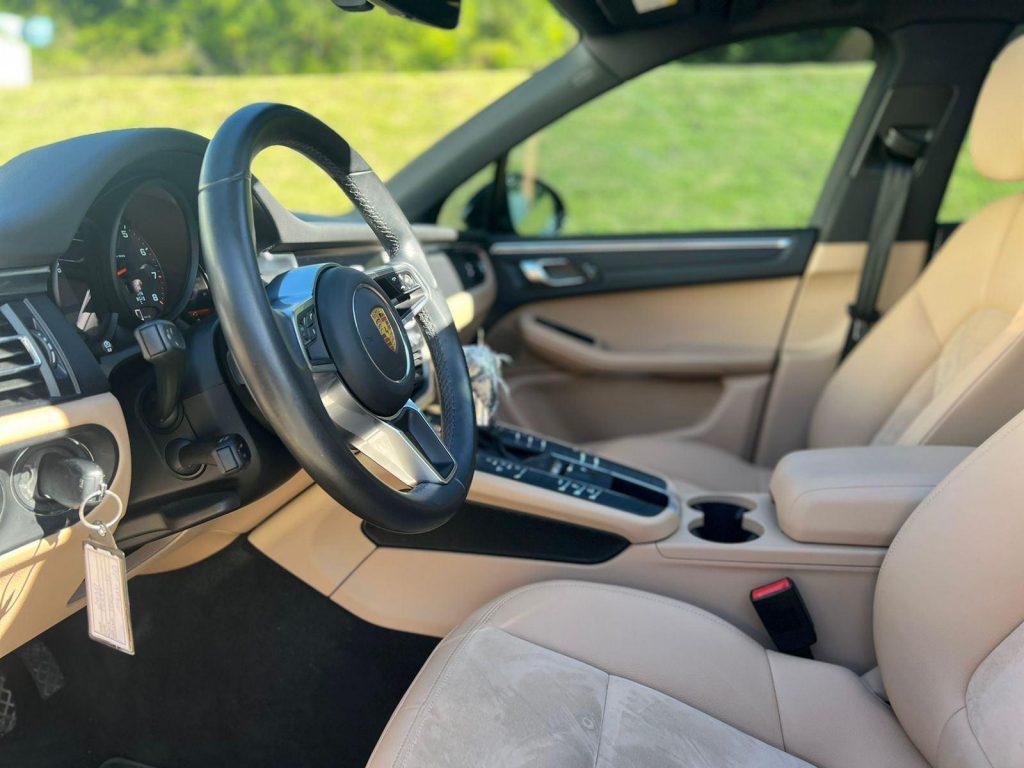 Porsche Macan 2.0 Turbo 2020