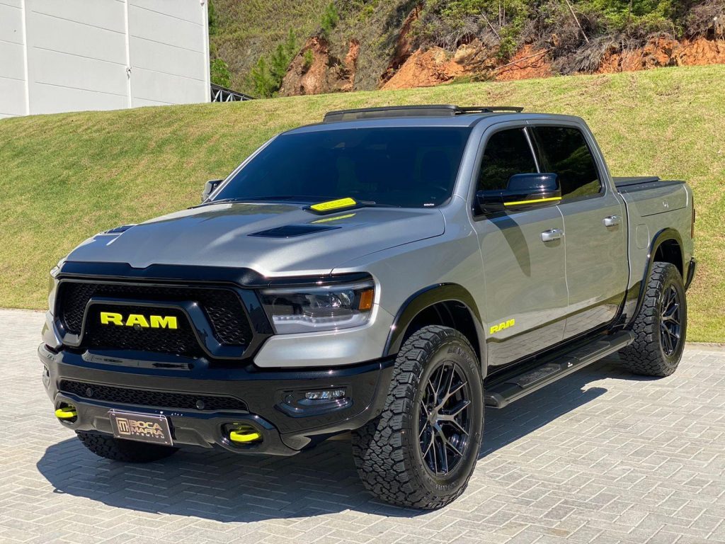 Ram 1500 Rebel 2   V8 2021