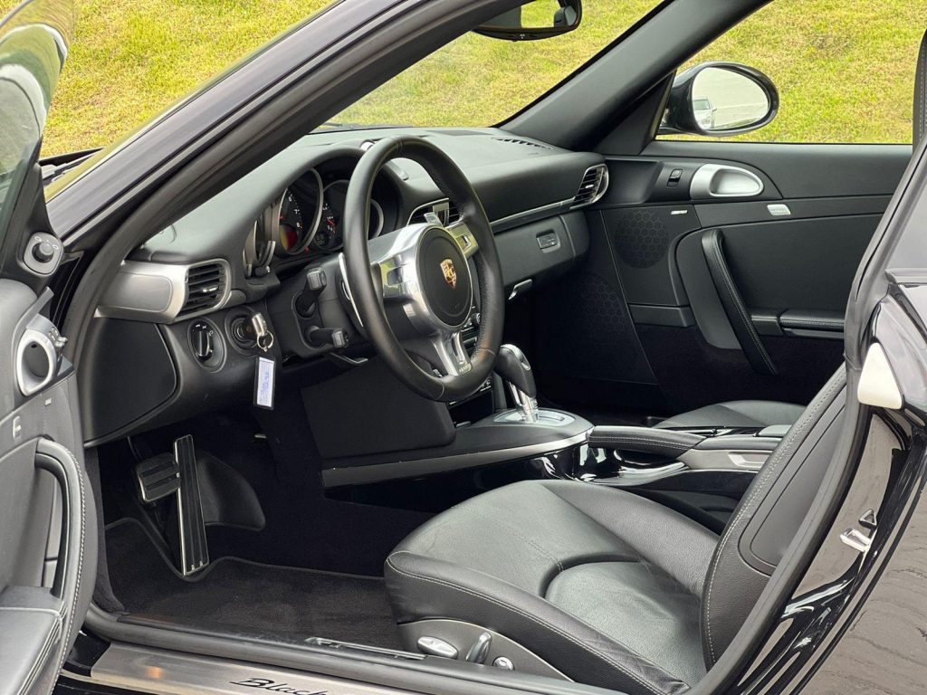 Porsche 911 Coupé 3.6  Black Series  2012