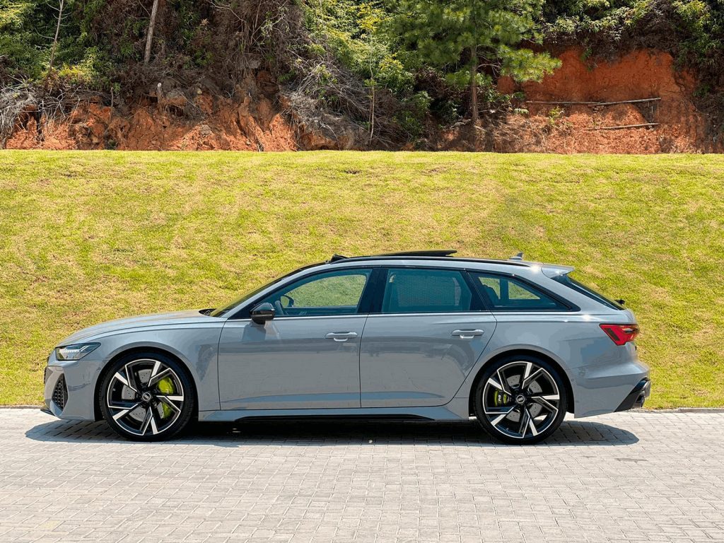 Audi Rs6 Avant 4.0 V8 TFSI  2021