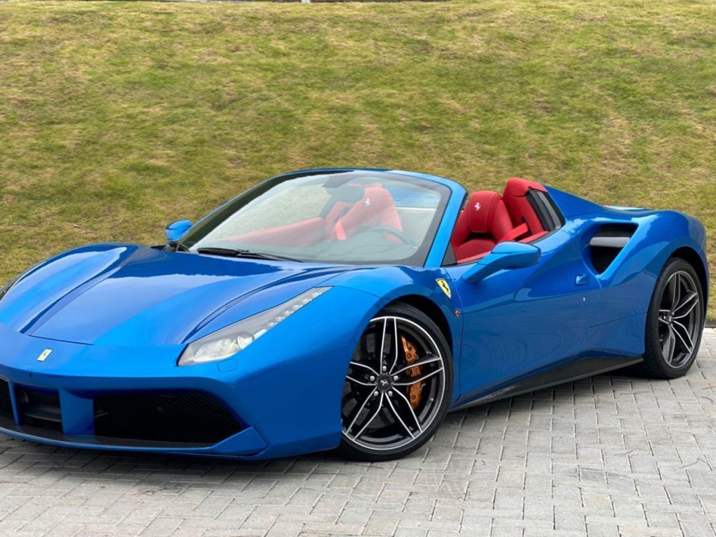 Ferrari F488 Spider 3.9 V8 670cv 2018