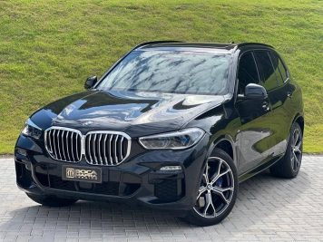 Foto numero 0 do veiculo BMW X5 xDrive 45e Performance - Preta - 2021/2022