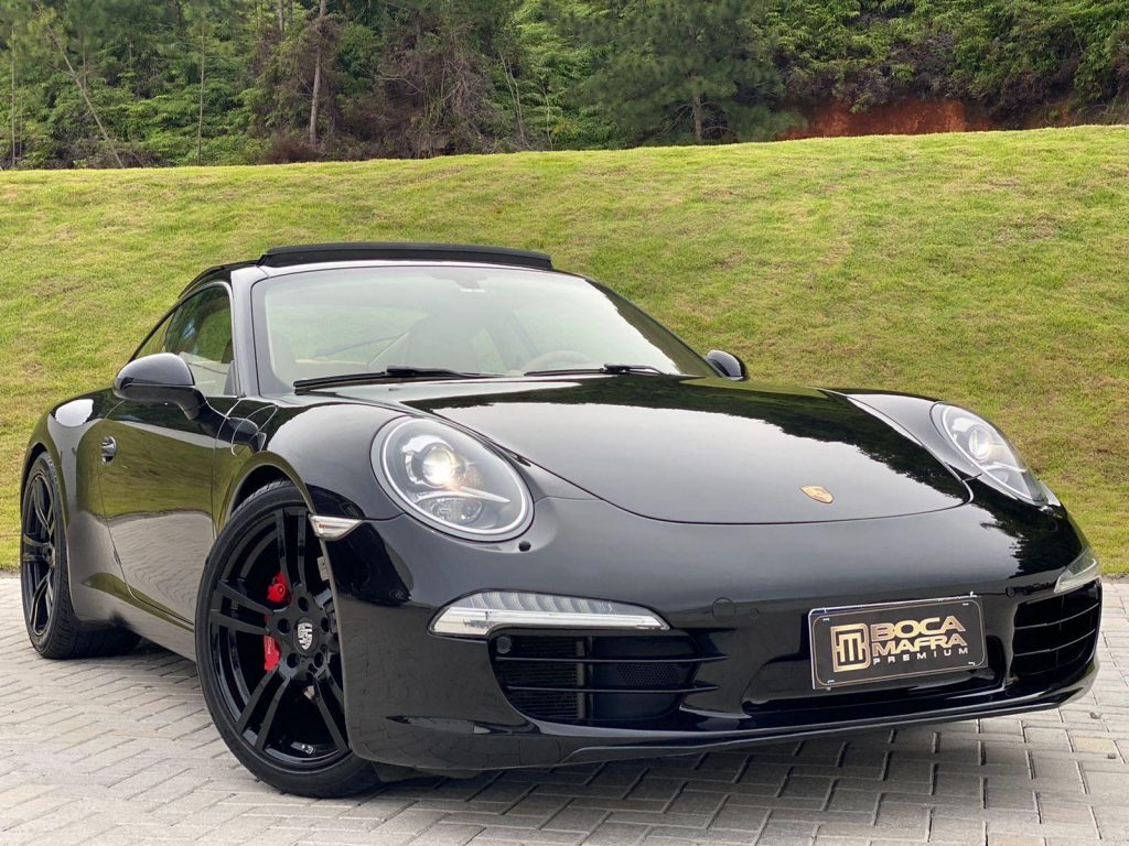 Porsche 911 CARRERA S  2012