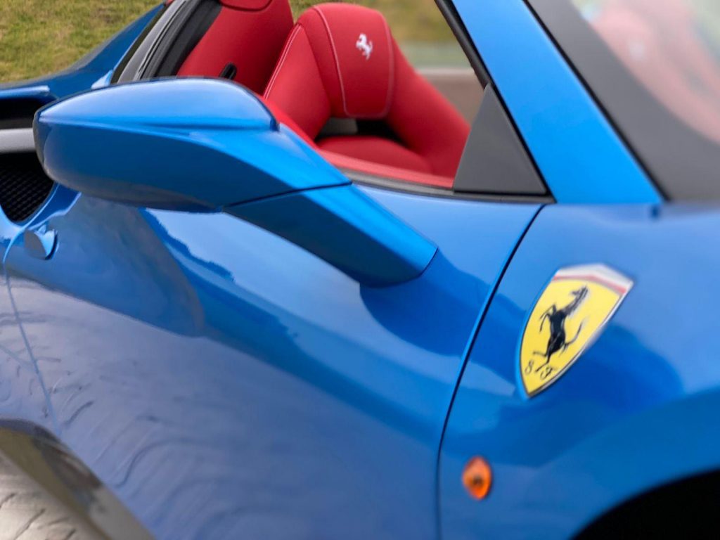 Ferrari F488 Spider 3.9 V8 670cv 2018