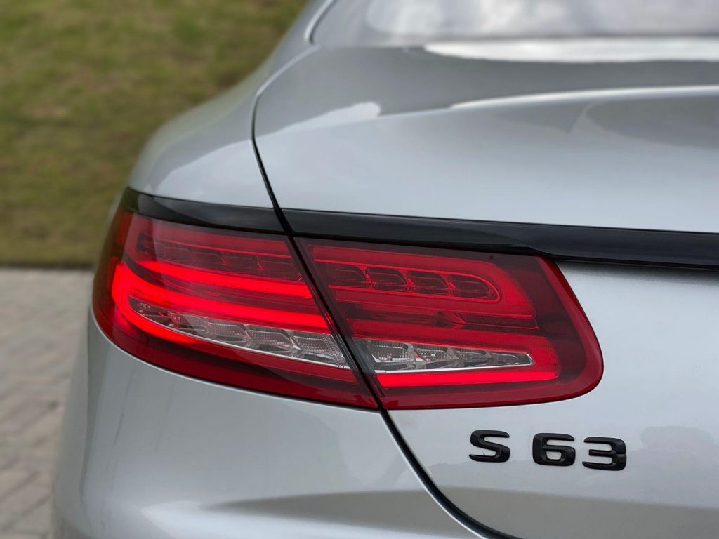 Mercedes-Benz S 63 AMG Coupe 5.5 V8 Bi-Turbo 2015